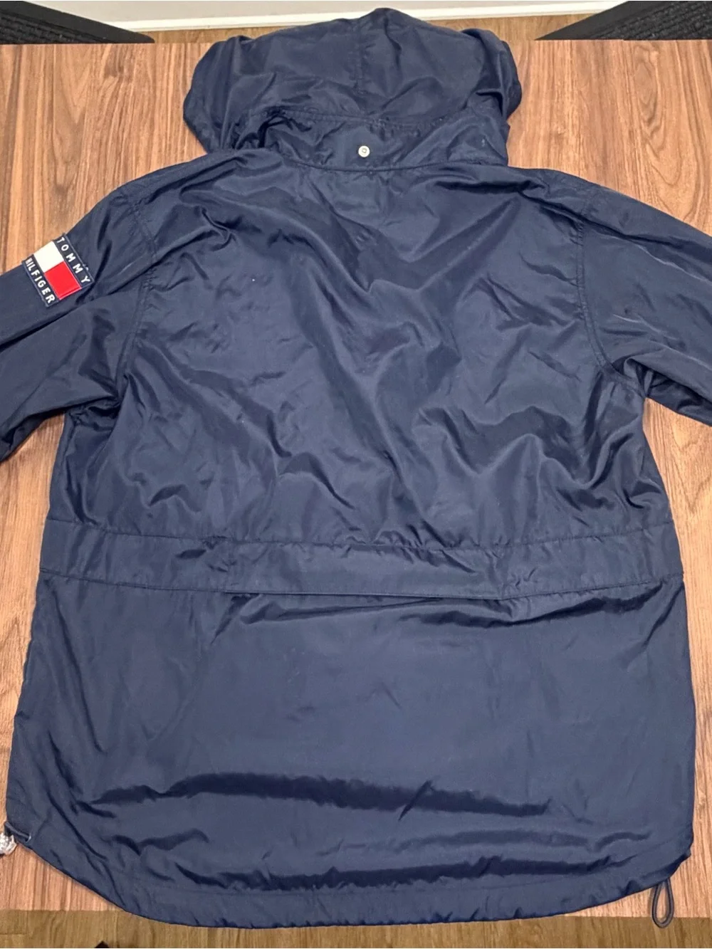 Vintage Tommy Hilfiger Men's Navy Hooded Windbreaker Jacket